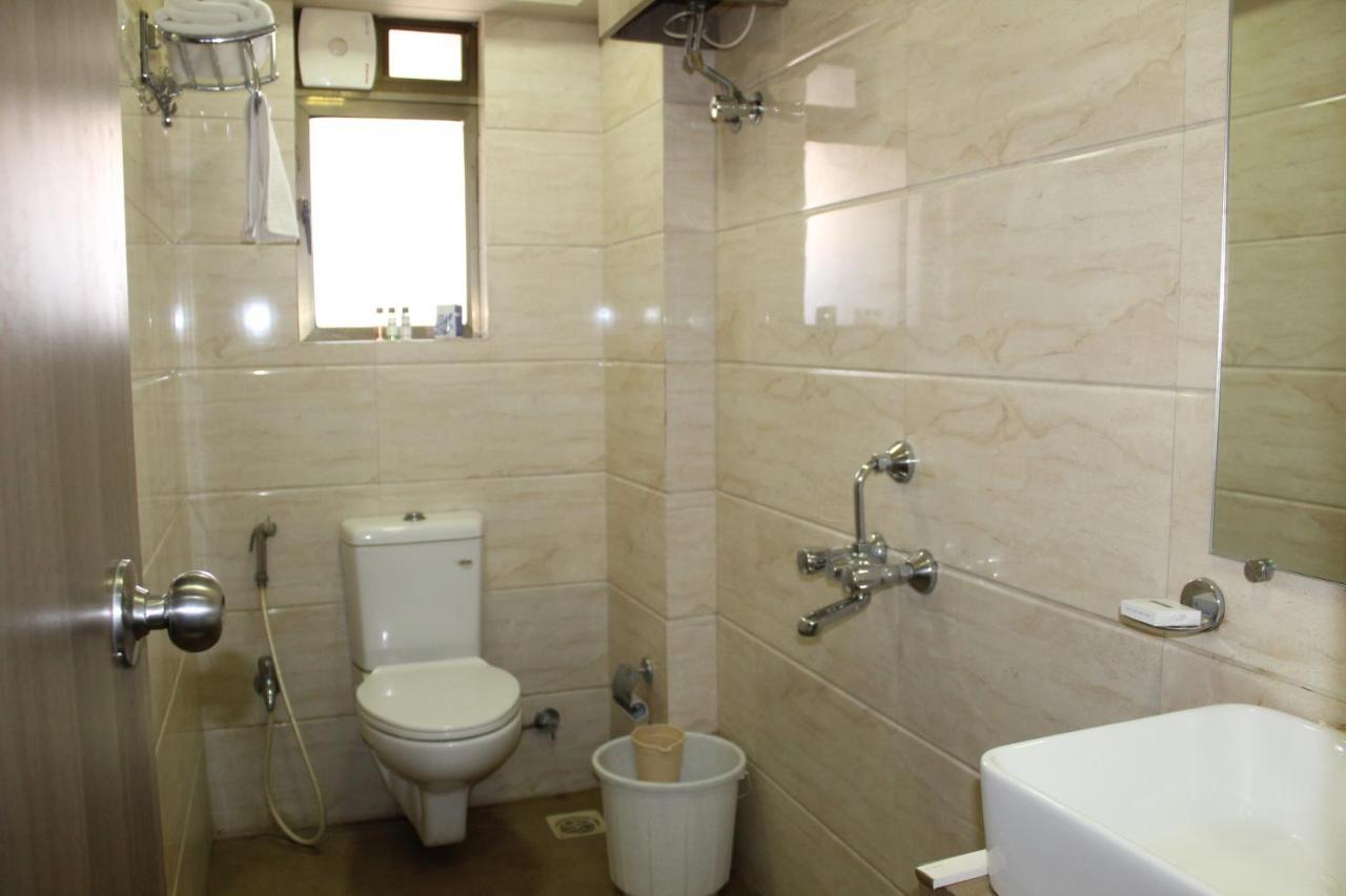 Maxxvalue - Service Apartment Marol Mumbai Exterior foto