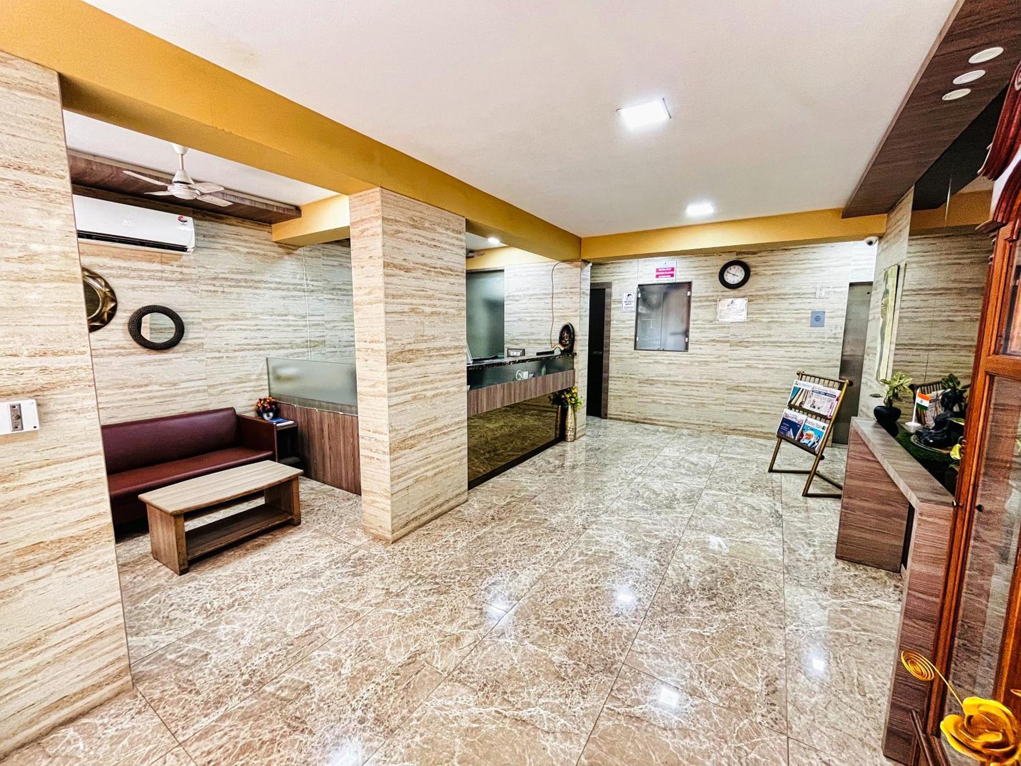 Maxxvalue - Service Apartment Marol Mumbai Exterior foto