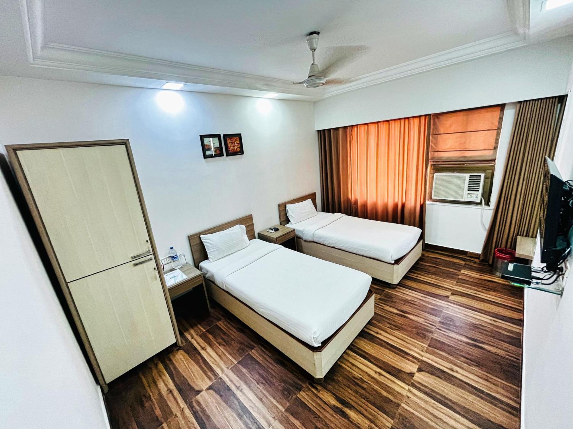 Maxxvalue - Service Apartment Marol Mumbai Exterior foto